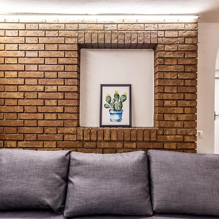 Taverna Di Marzabotto-hospital Station Parking דירה