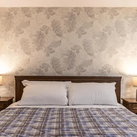 Taverna Di Marzabotto-hospital Station Parking