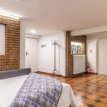 Taverna Di Marzabotto-hospital Station Parking Apartment *