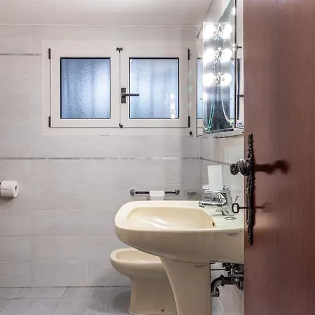 Apartamento Taverna Di Marzabotto-hospital Station Parking *