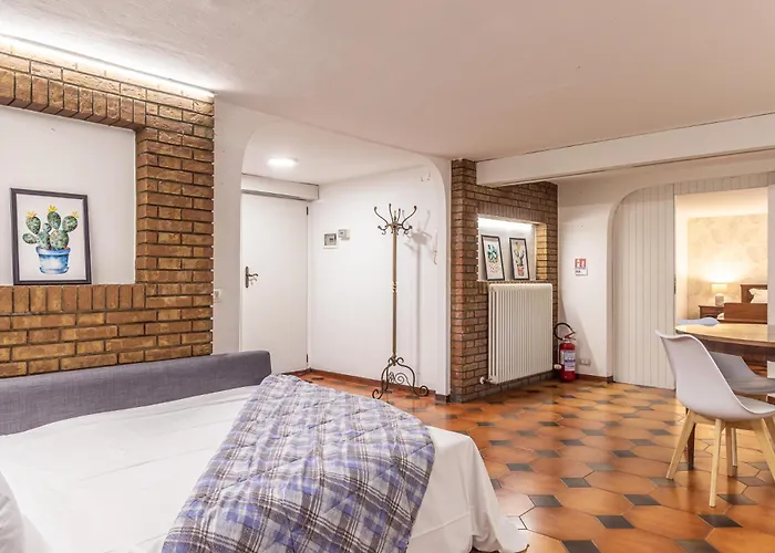 Taverna Di Marzabotto-hospital Station Parking Apartament *